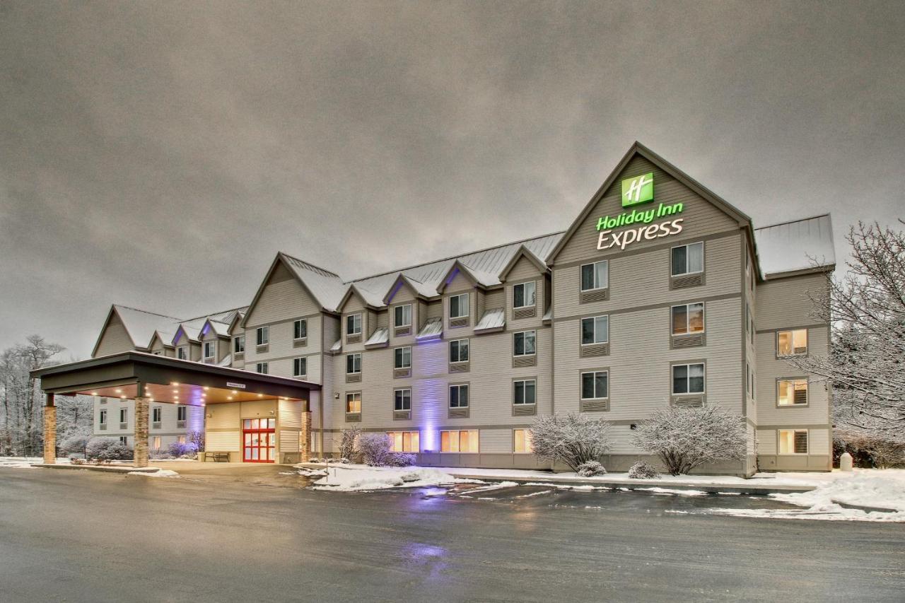 Holiday Inn Express & Suites - Lincoln East - White Mountains By Ihg Exterior foto