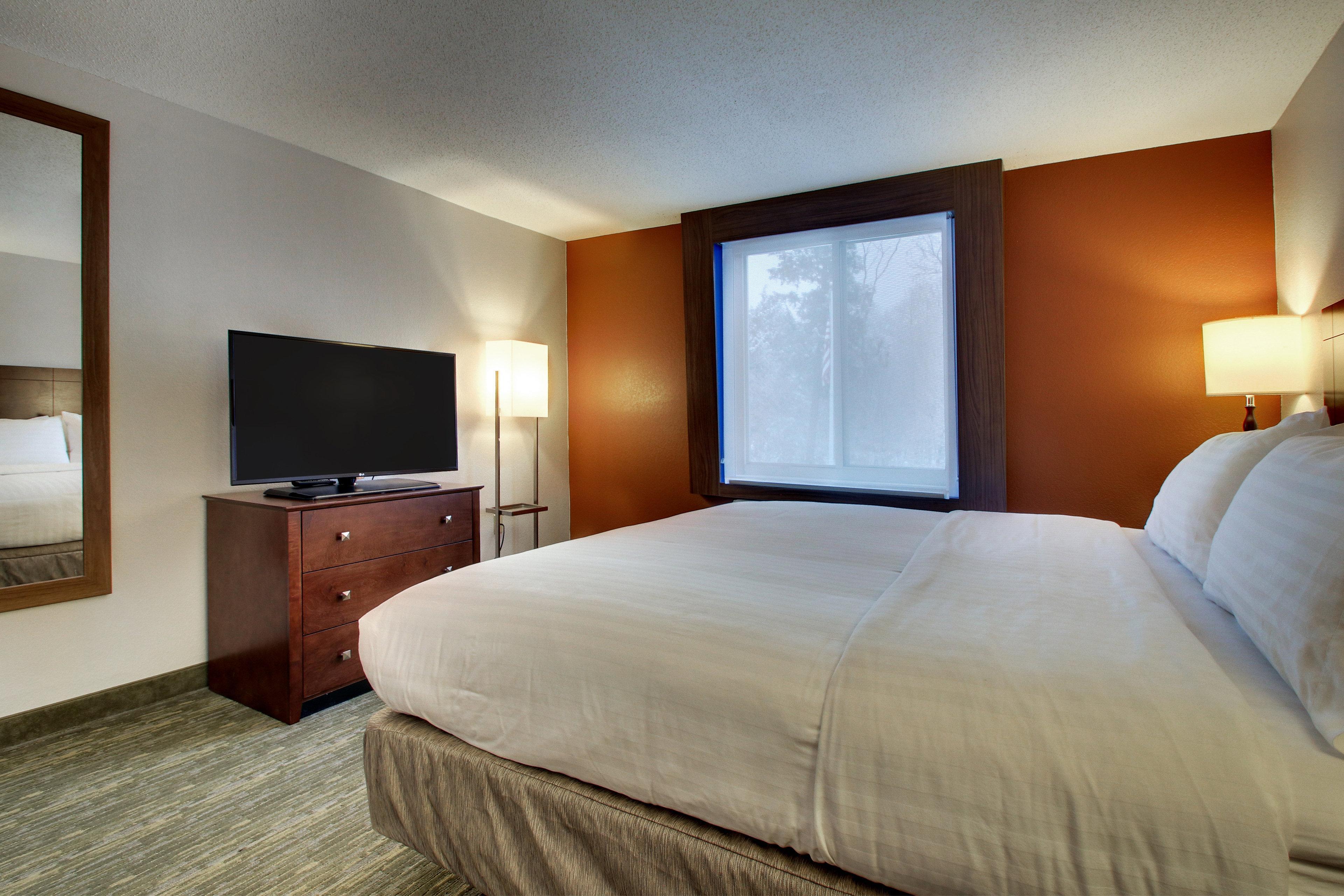 Holiday Inn Express & Suites - Lincoln East - White Mountains By Ihg Exterior foto