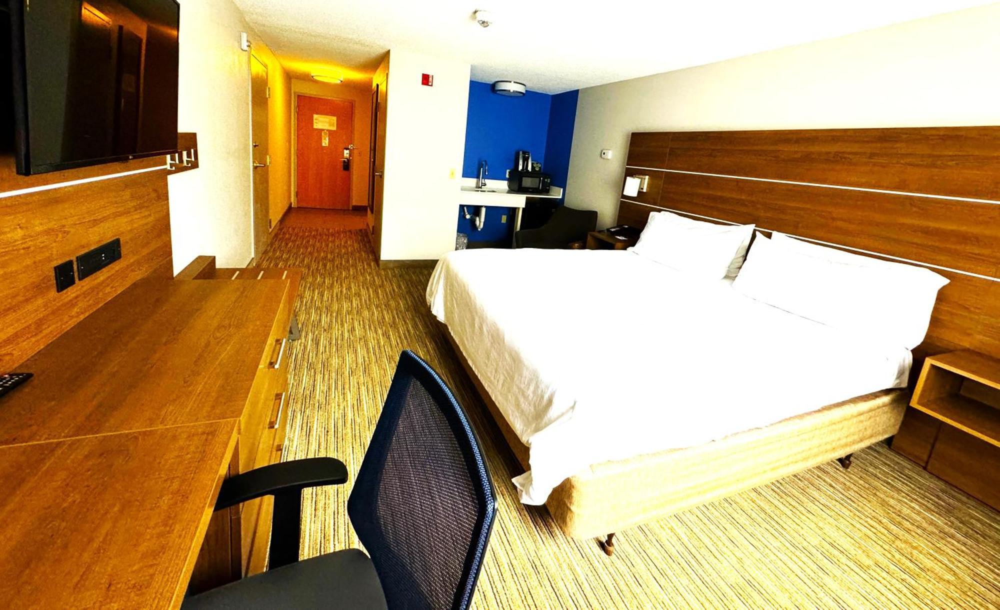 Holiday Inn Express & Suites - Lincoln East - White Mountains By Ihg Exterior foto