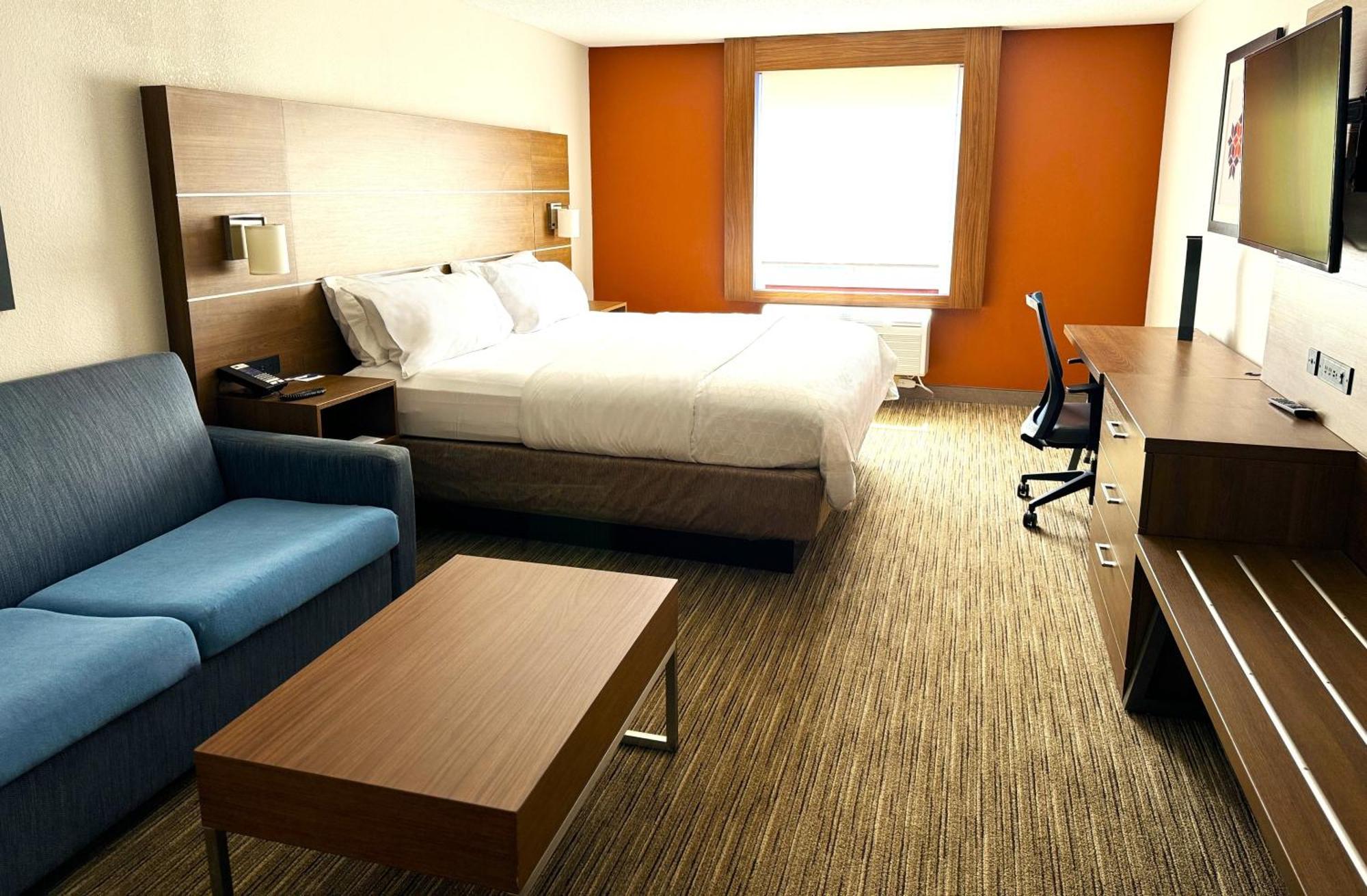 Holiday Inn Express & Suites - Lincoln East - White Mountains By Ihg Exterior foto